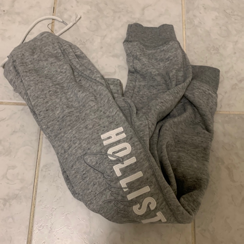 Hollister Gray Sweats M